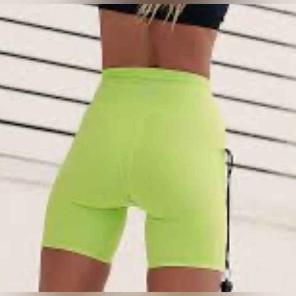 NWOT Free People Movement XS Epic Bike Shorts in Lime Green Neon New